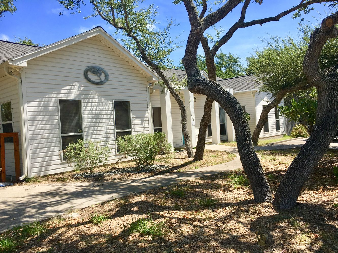 Twisted Oak Work Suites: 1806 Harbor Dr, Rockport, TX 78382